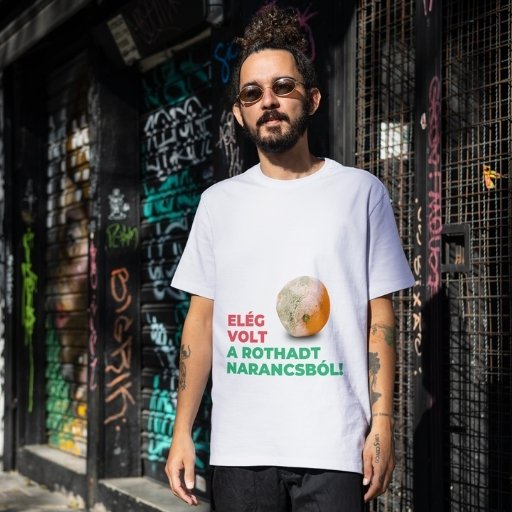 Politikai vicces póló férfi fehér elég volt a rothadt narancsból